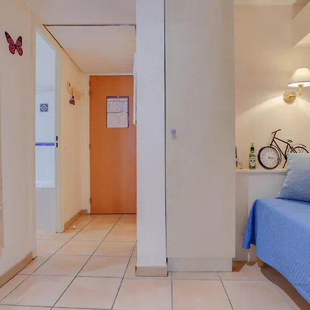 2 Pieces Plein Centre, Terrasse, Parking *
