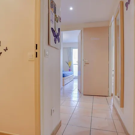 2 Pieces Plein Centre, Terrasse, Parking Apartment *